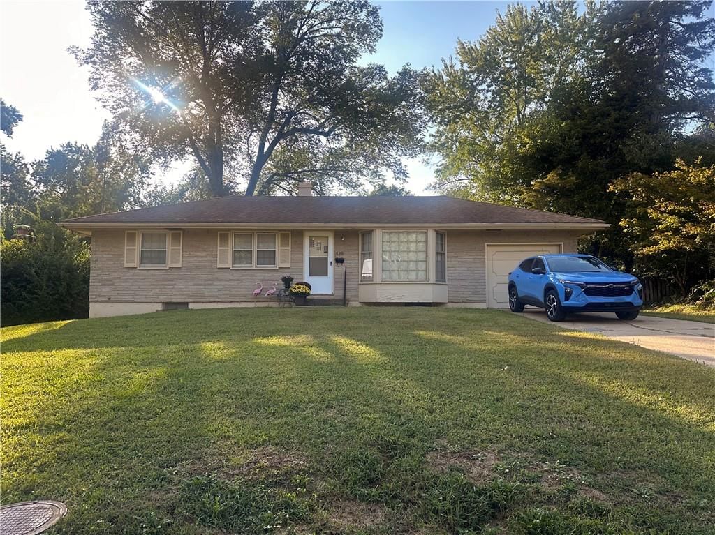 10112 White Avenue, Kansas City, MO
