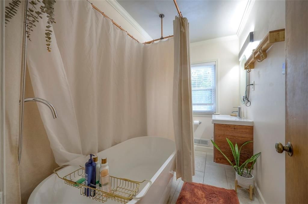 211 NW Briarcliff Road — photo 26