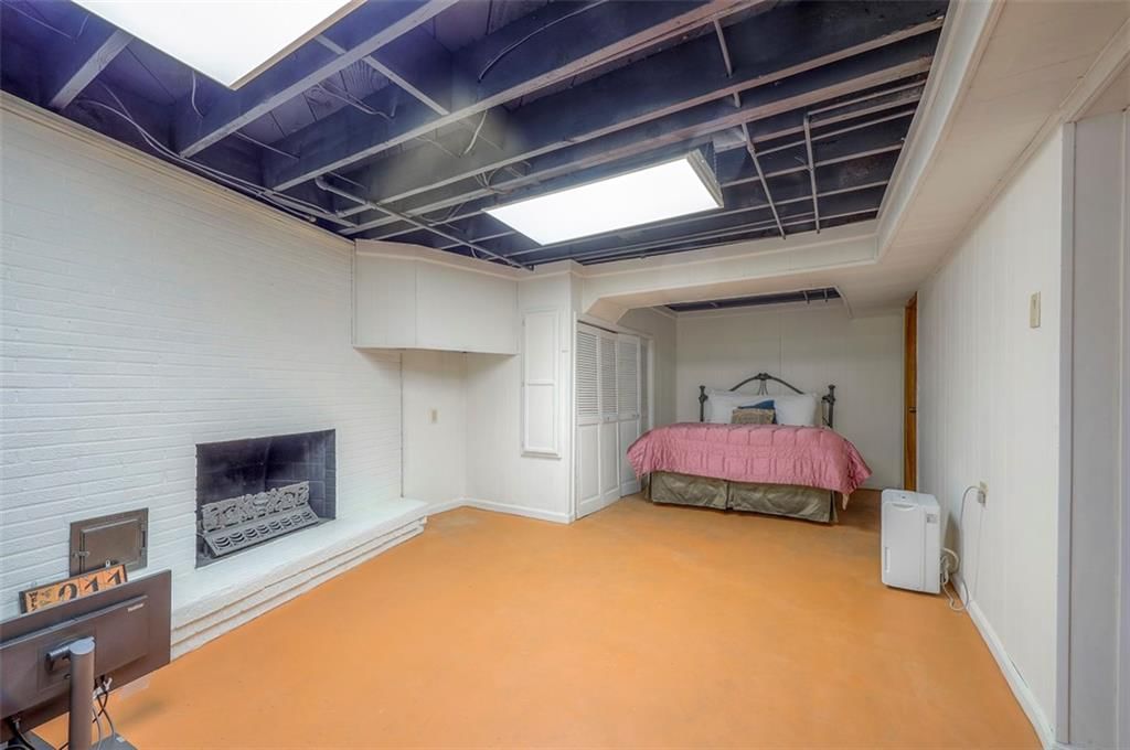 211 NW Briarcliff Road — photo 27