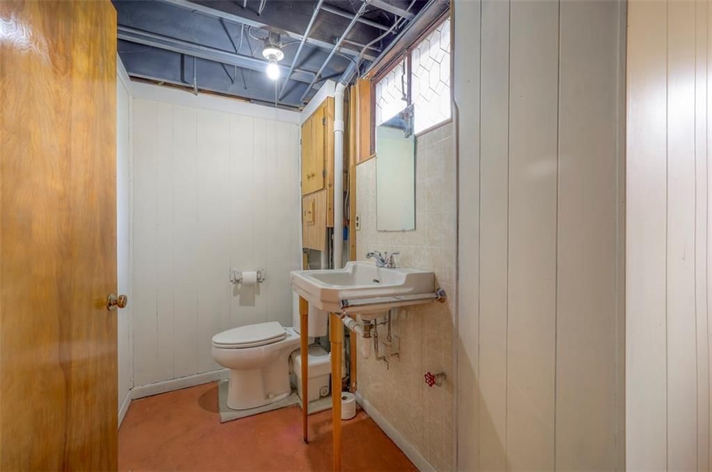 211 NW Briarcliff Road — photo 30