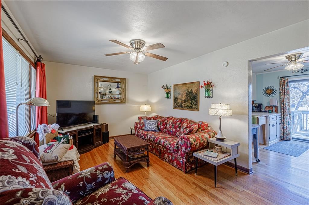 2925 S Norwood Avenue — photo 7