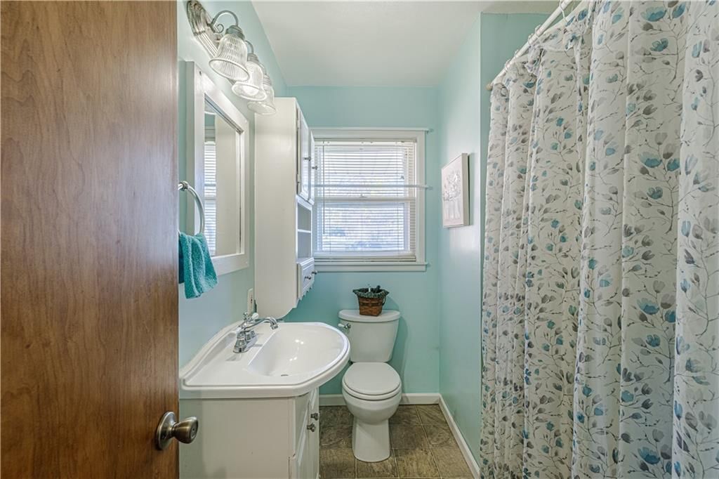 2925 S Norwood Avenue — photo 17