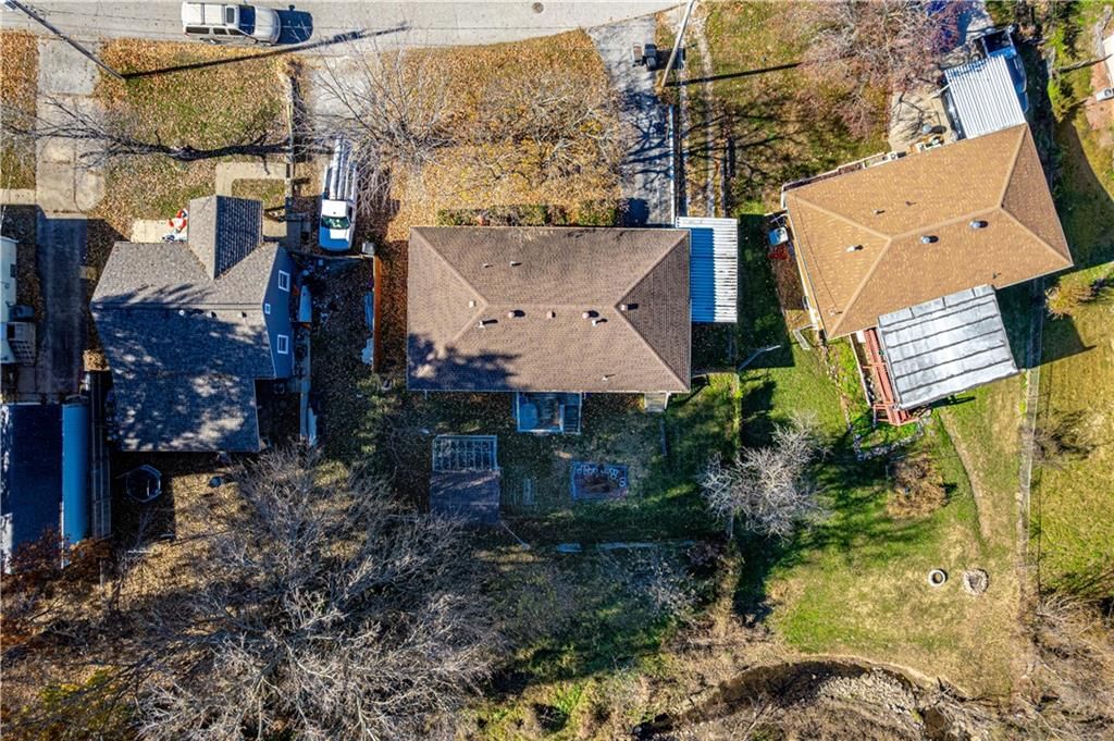 2925 S Norwood Avenue — photo 23