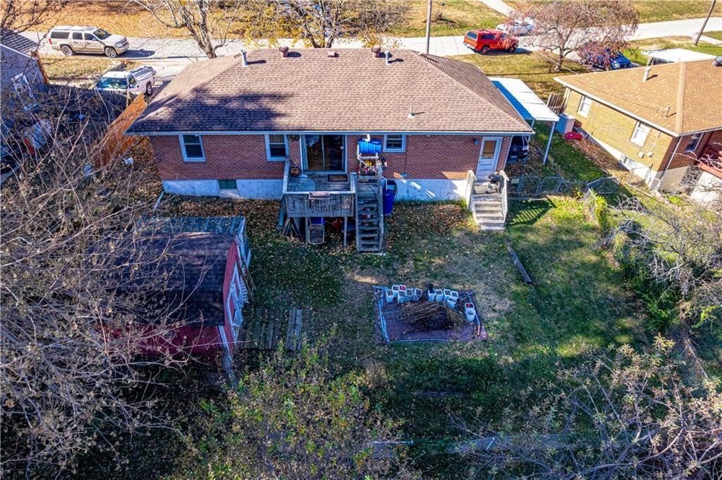 2925 S Norwood Avenue — photo 26