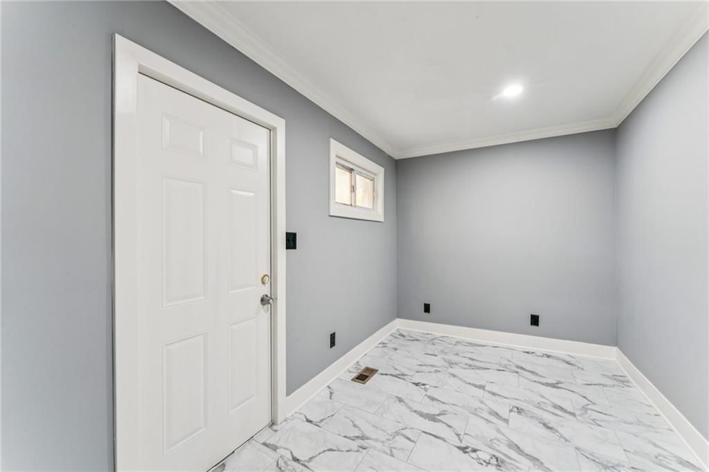 3902 E 24th Street — photo 13