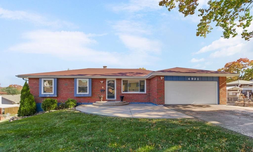 4931 N Flora Avenue, Kansas City, MO
