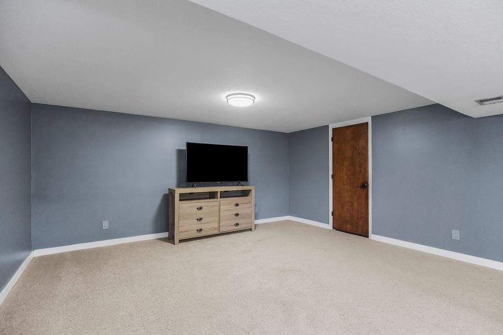 4931 N Flora Avenue — photo 24