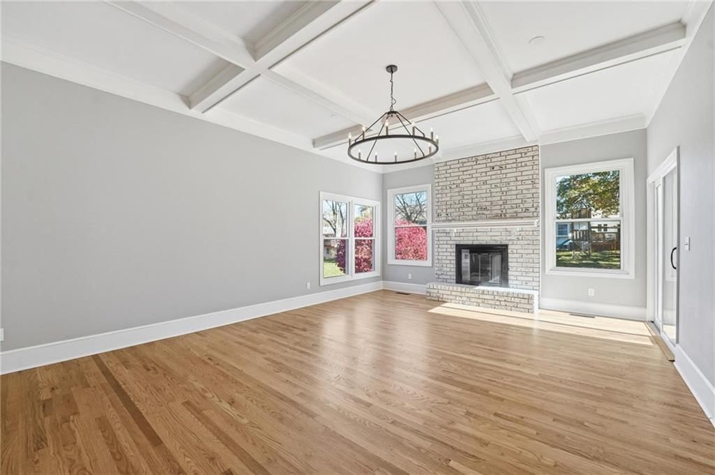 5735 Riley Street — photo 6