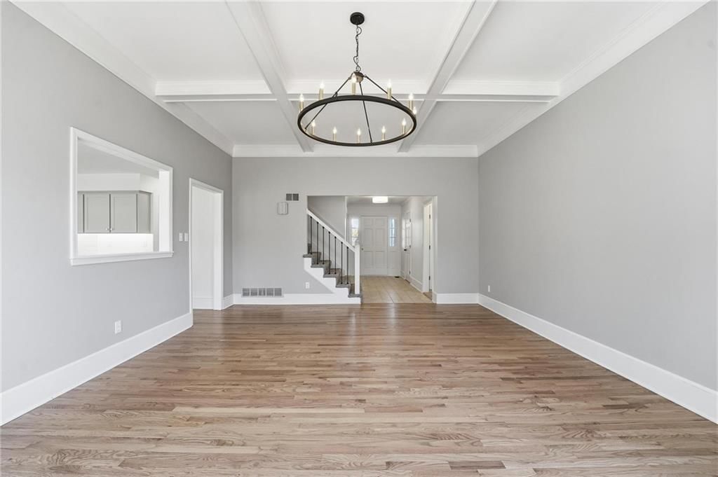 5735 Riley Street — photo 8