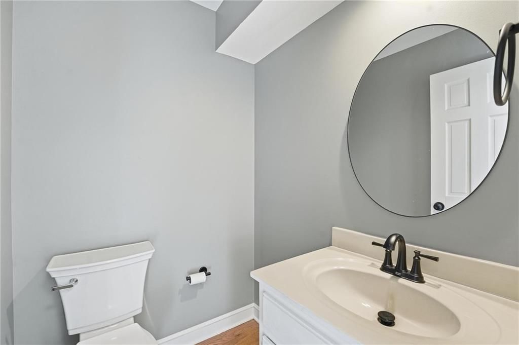 5735 Riley Street — photo 18