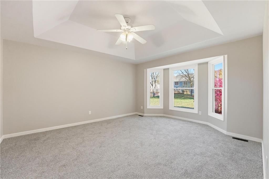 5735 Riley Street — photo 20