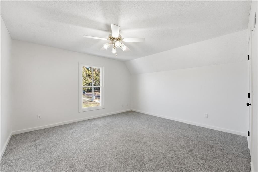 5735 Riley Street — photo 31