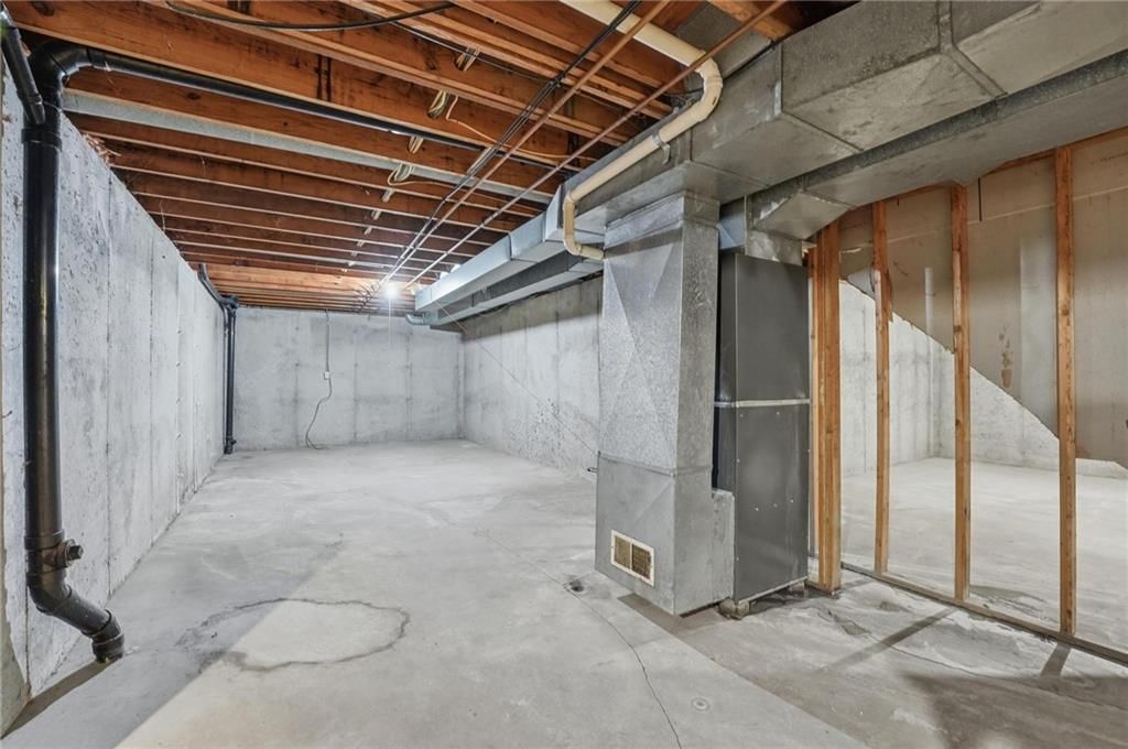 5735 Riley Street — photo 36