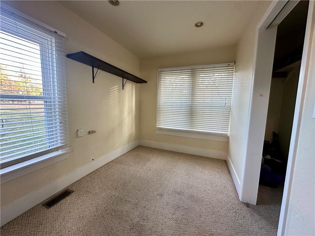 506 S Indiana Avenue — photo 12