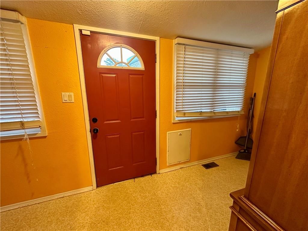 506 S Indiana Avenue — photo 14