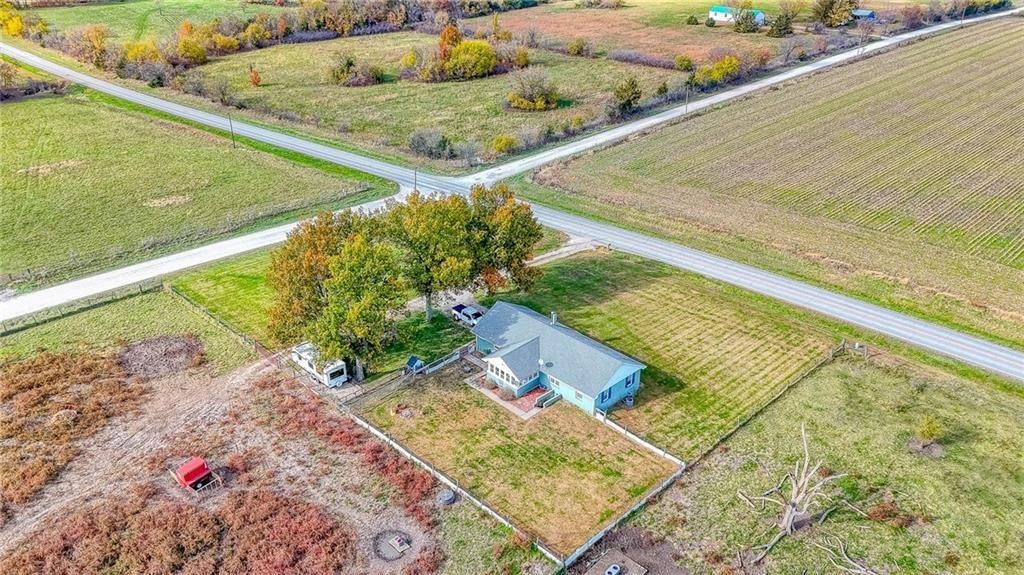 690 SW 58th Highway — photo 43