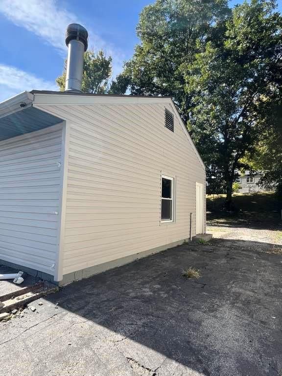 2402 N Liberty Street — photo 28