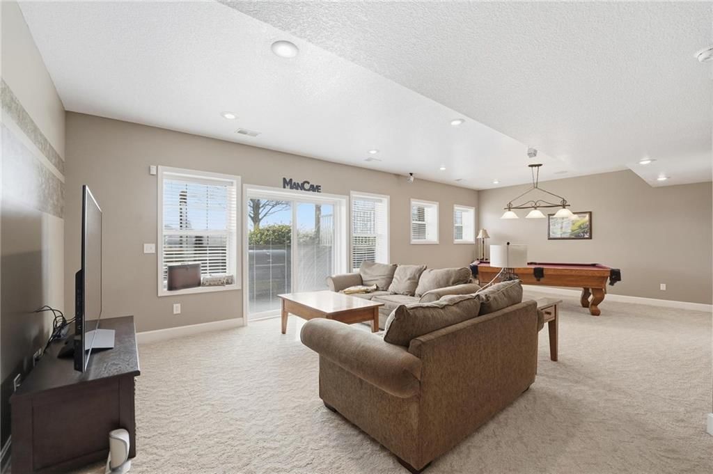 1303 Cross Creek Drive — photo 36