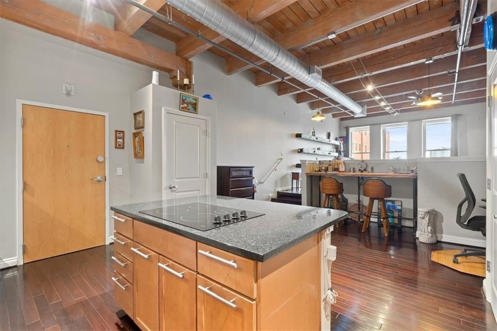612 Central Street — photo 8