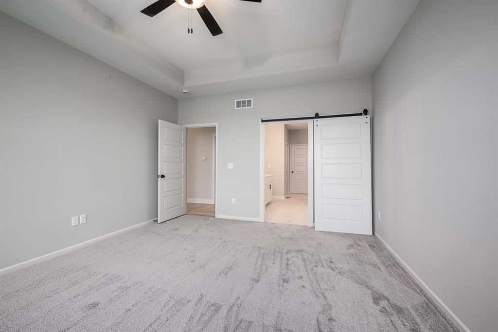 24695 Evans Road — photo 15