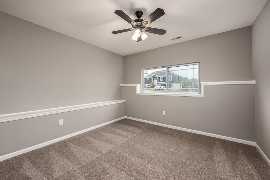 24653 Evans Road — photo 17