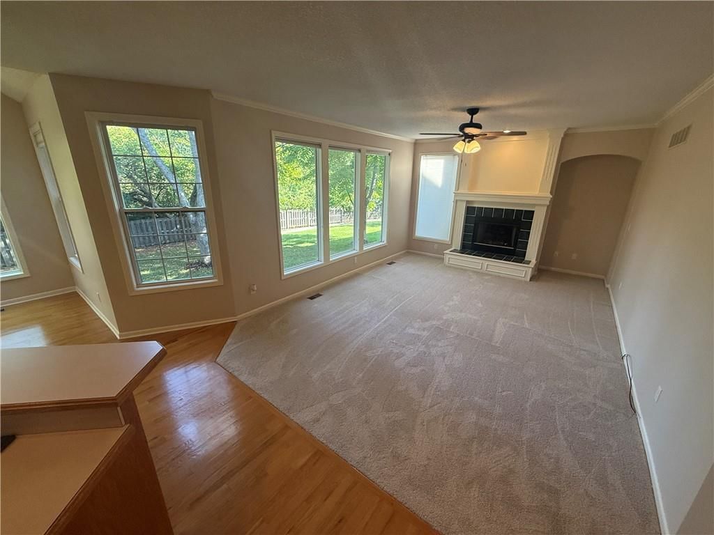 18380 W 116th Street — photo 3
