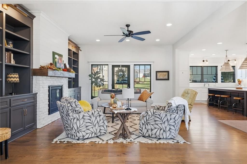 1210 Signal Lake Court — photo 11