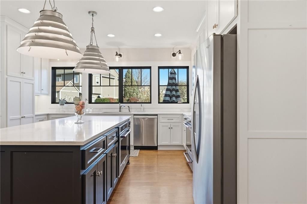 1210 Signal Lake Court — photo 18
