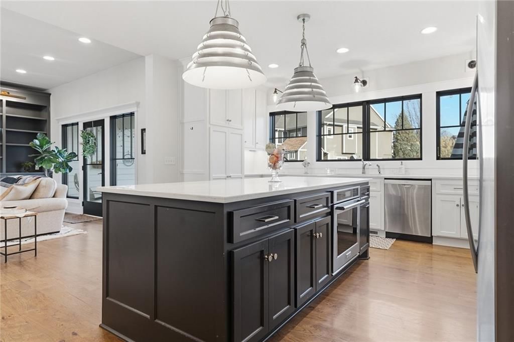 1210 Signal Lake Court — photo 19