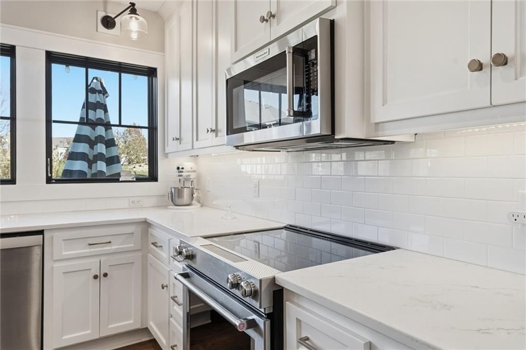 1210 Signal Lake Court — photo 20