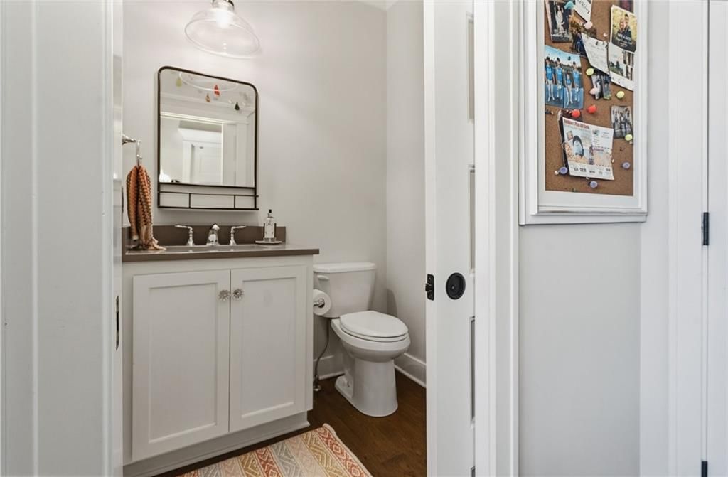 1210 Signal Lake Court — photo 29
