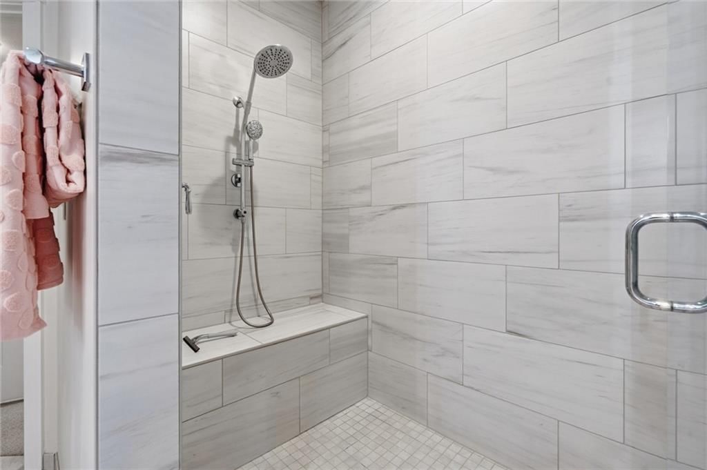 1210 Signal Lake Court — photo 35
