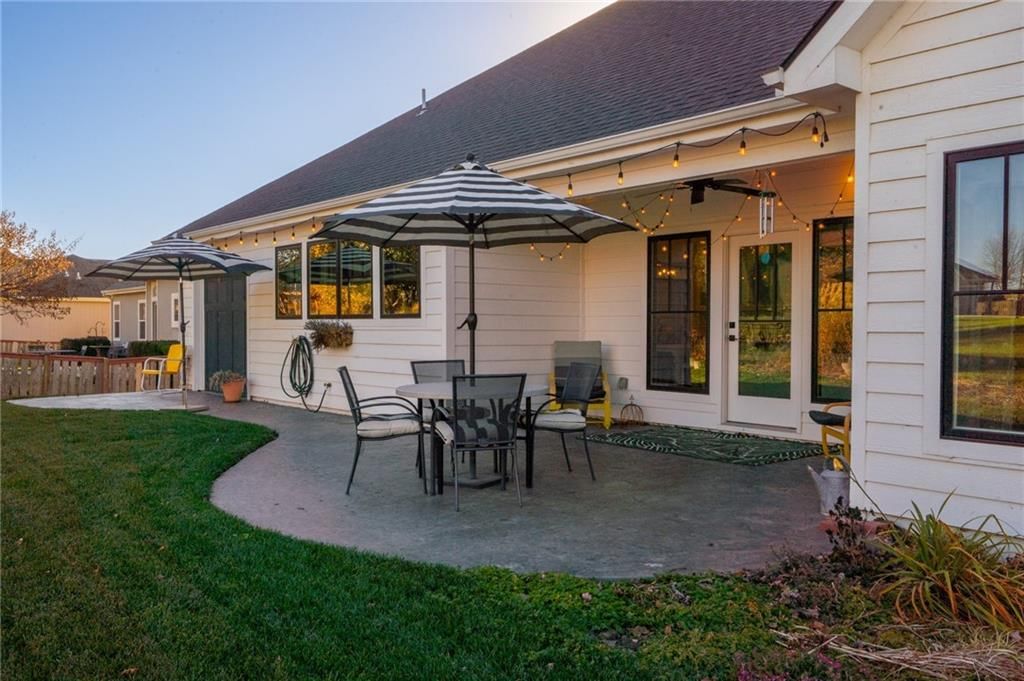 1210 Signal Lake Court — photo 51