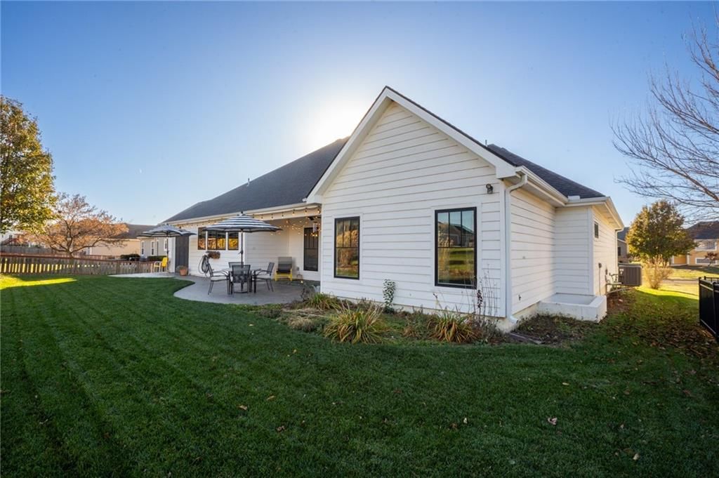 1210 Signal Lake Court — photo 52