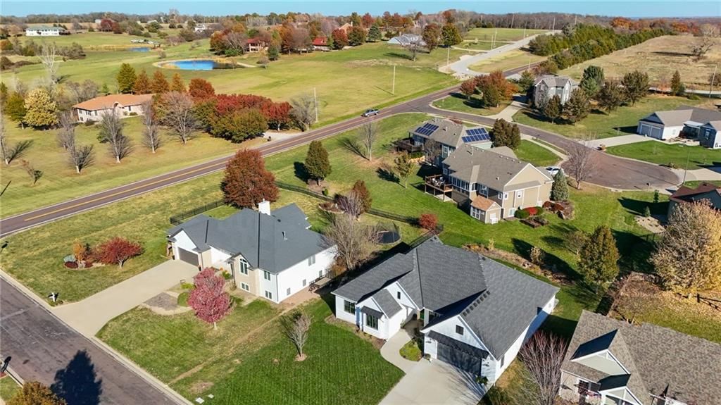 1210 Signal Lake Court — photo 57