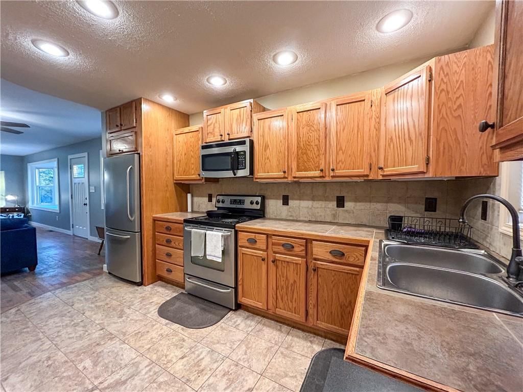 2222 State Line Road — photo 13