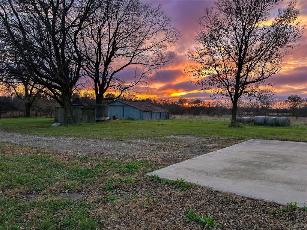 2222 State Line Road — photo 31
