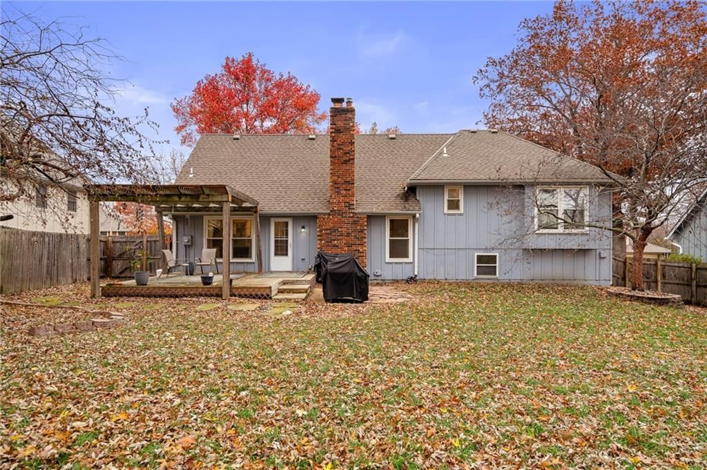 715 NE Cambridge Drive — photo 49
