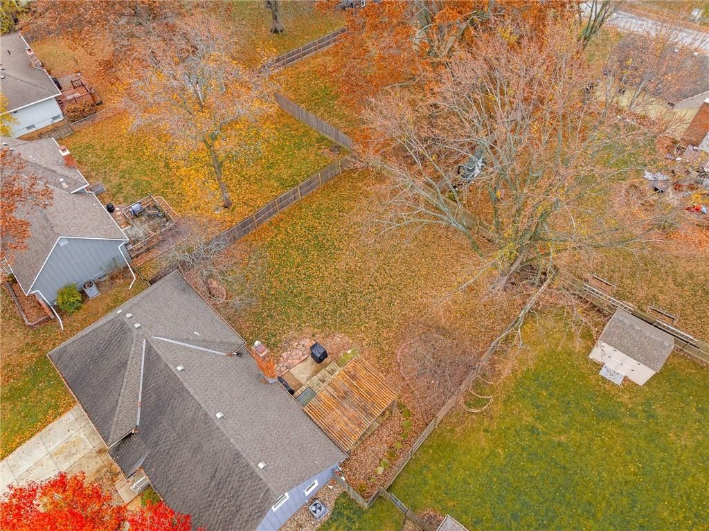715 NE Cambridge Drive — photo 50