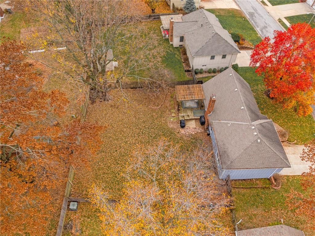715 NE Cambridge Drive — photo 51