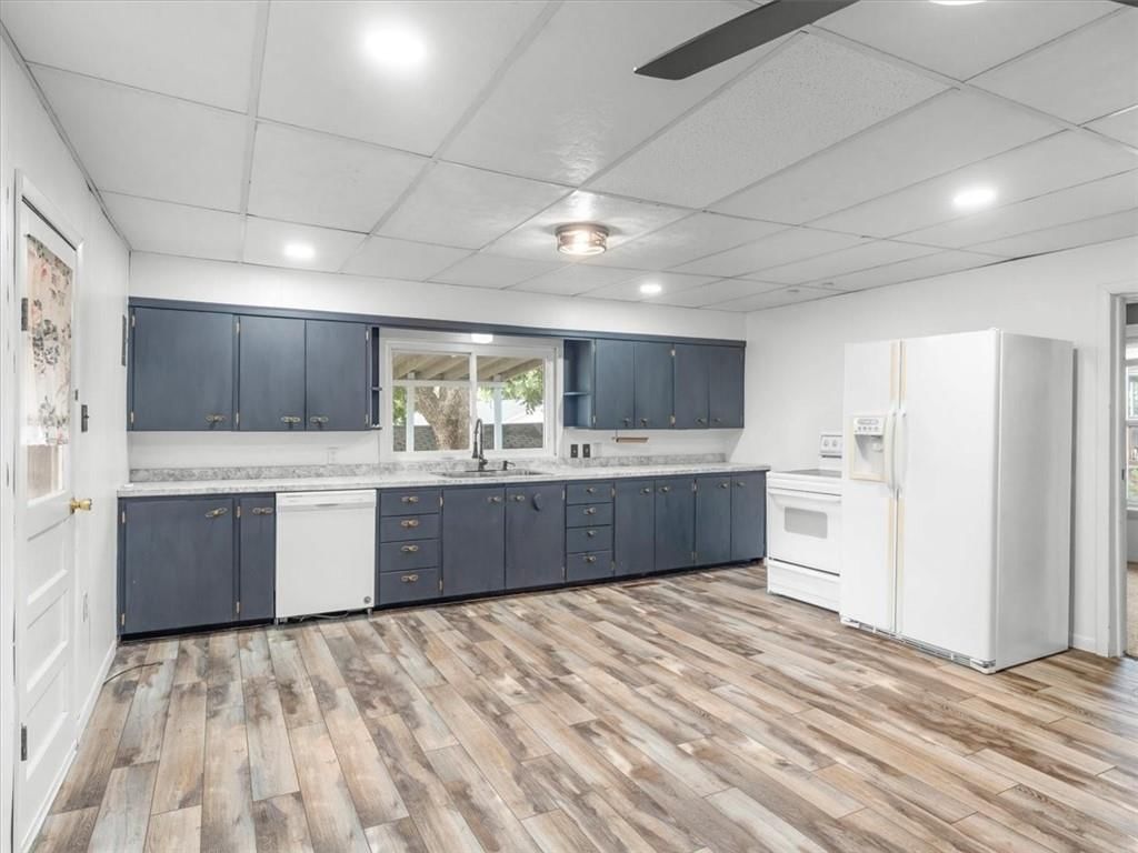 217 N Alanthus Street — photo 3