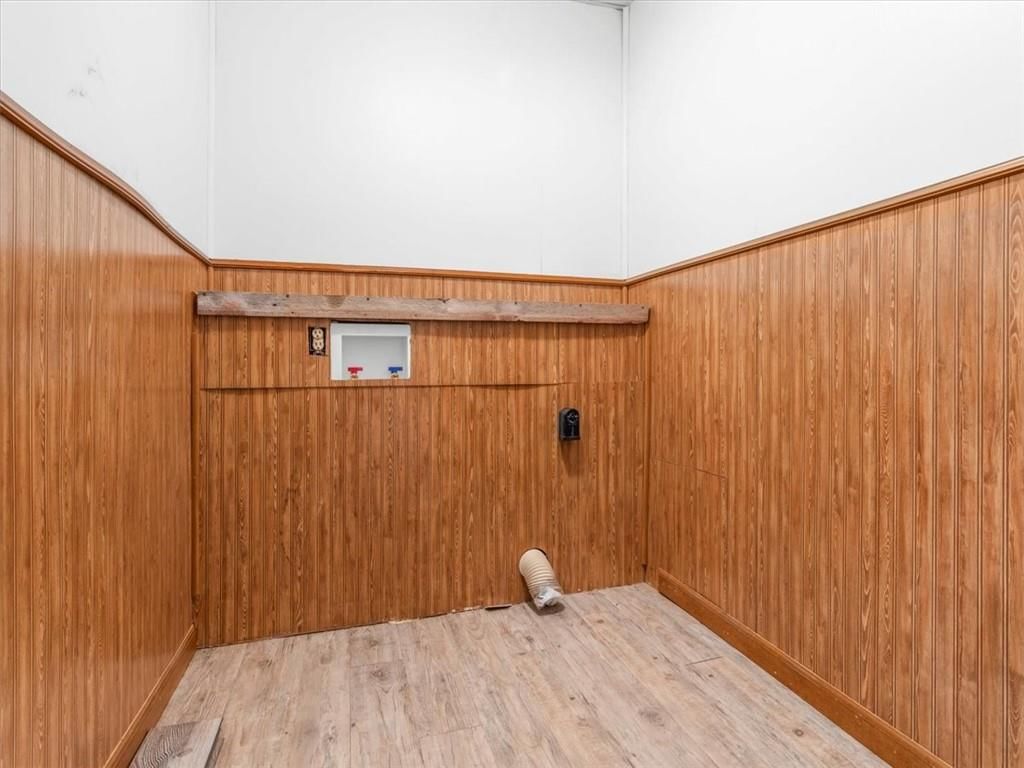 217 N Alanthus Street — photo 6