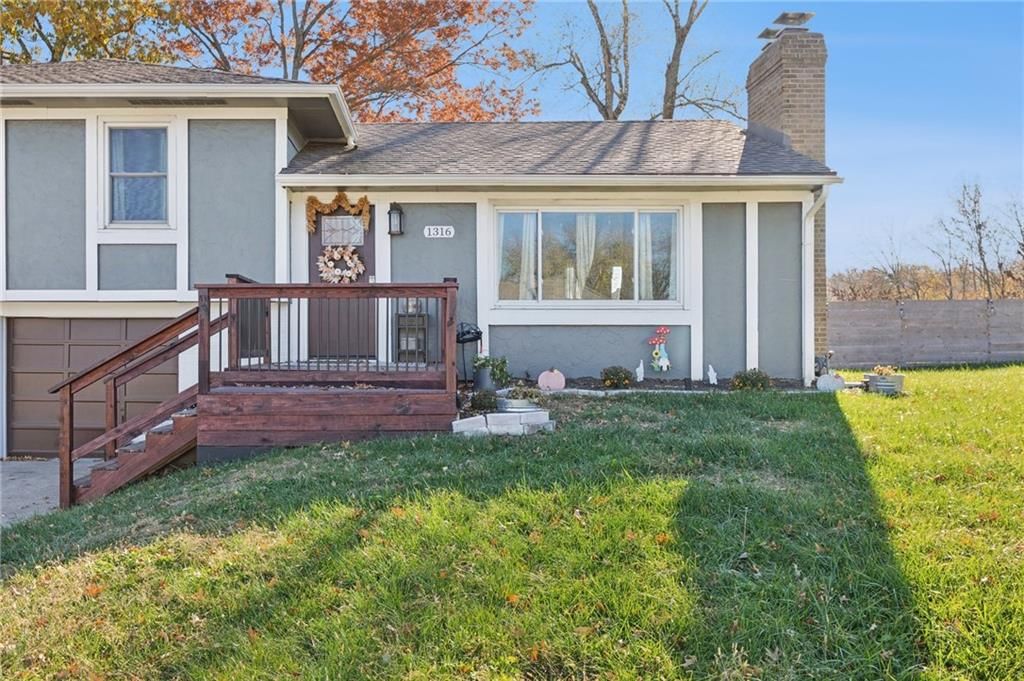 1316 Delaware Street — photo 3