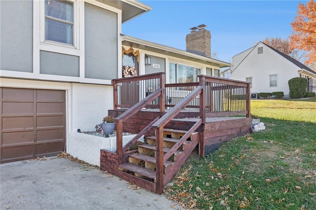 1316 Delaware Street — photo 4