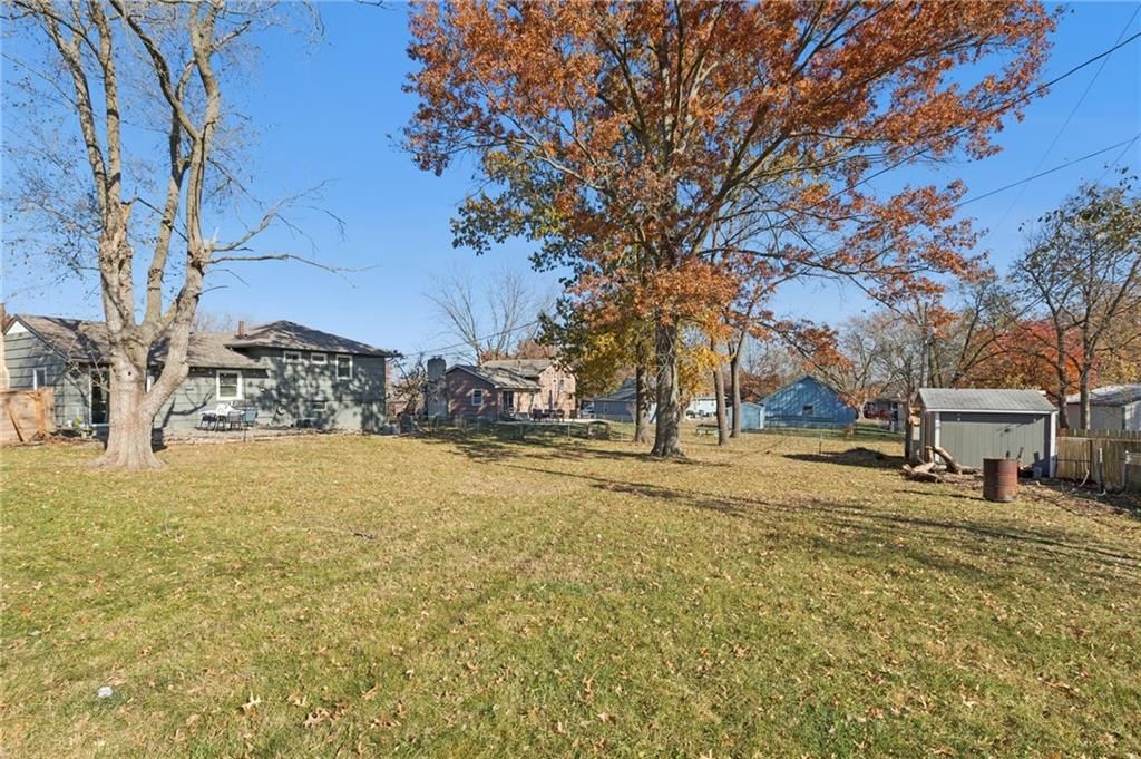 1316 Delaware Street — photo 33