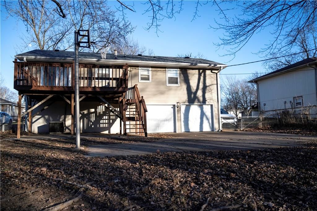 7640 NW Milrey Drive — photo 9