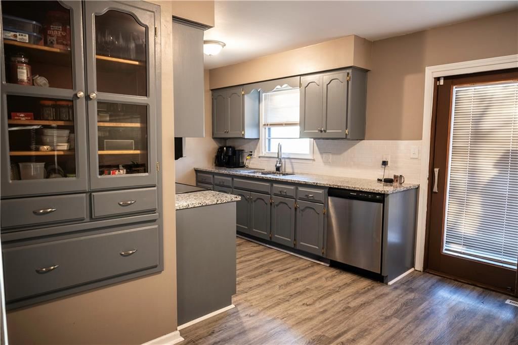 7640 NW Milrey Drive — photo 43