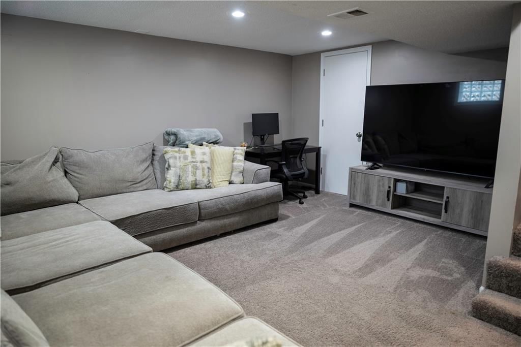 7640 NW Milrey Drive — photo 44