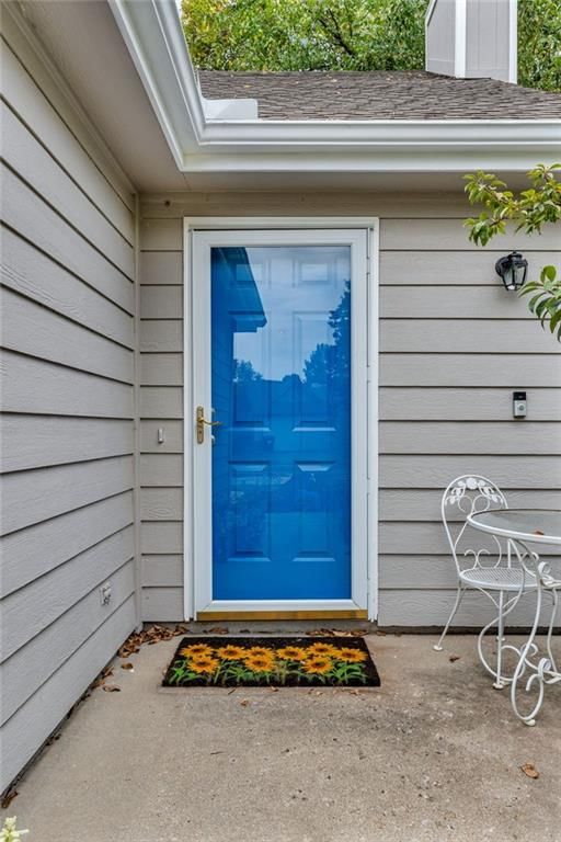 2416 Lancaster Drive — photo 10