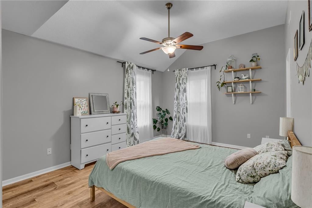 2416 Lancaster Drive — photo 28
